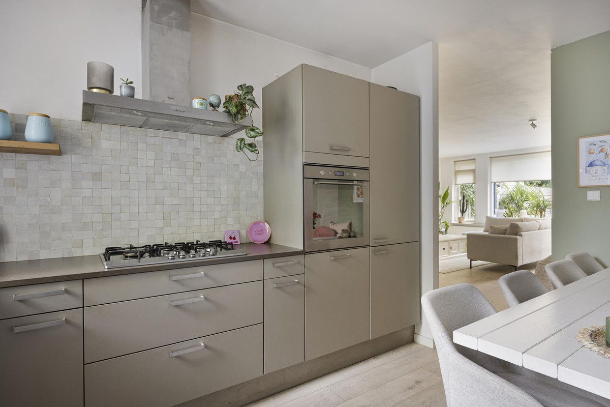 Hoekwoning te koop: De Schans 1, Tilburg