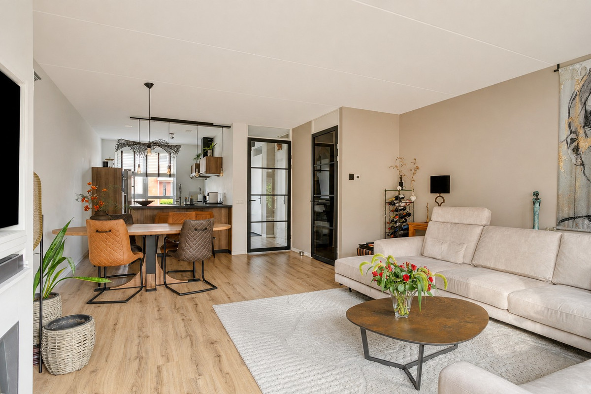 Tussenwoning te koop: Draaistok 74, Boskoop