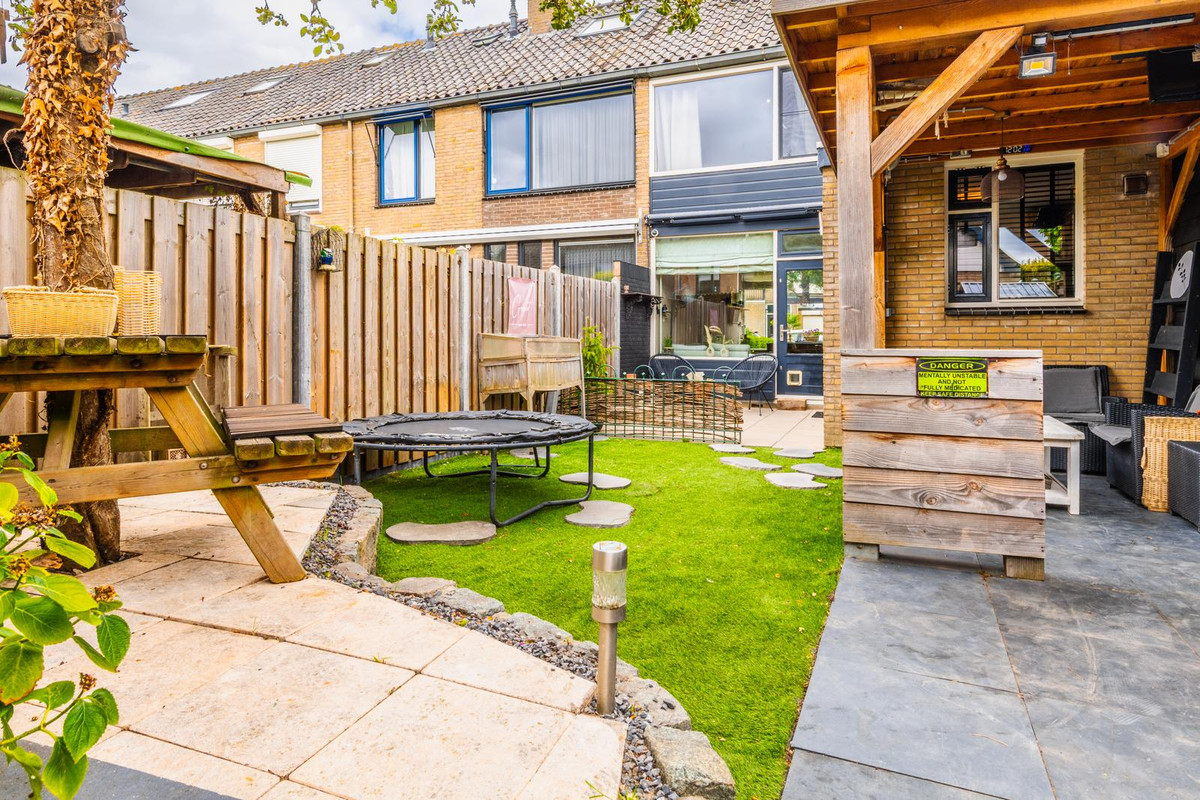 Tussenwoning te koop: Seringenstraat 12, Oud-Beijerland