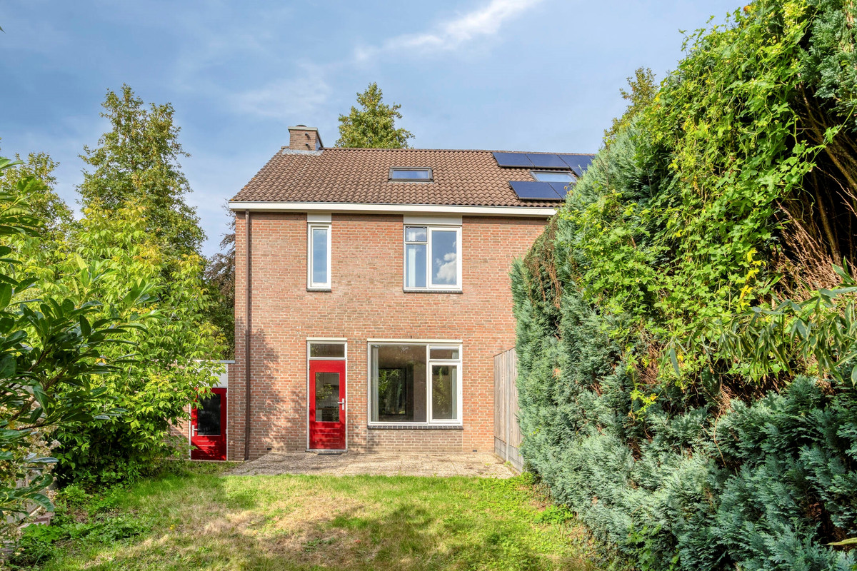 Tussenwoning te koop: Winckelgaard 2, Maastricht