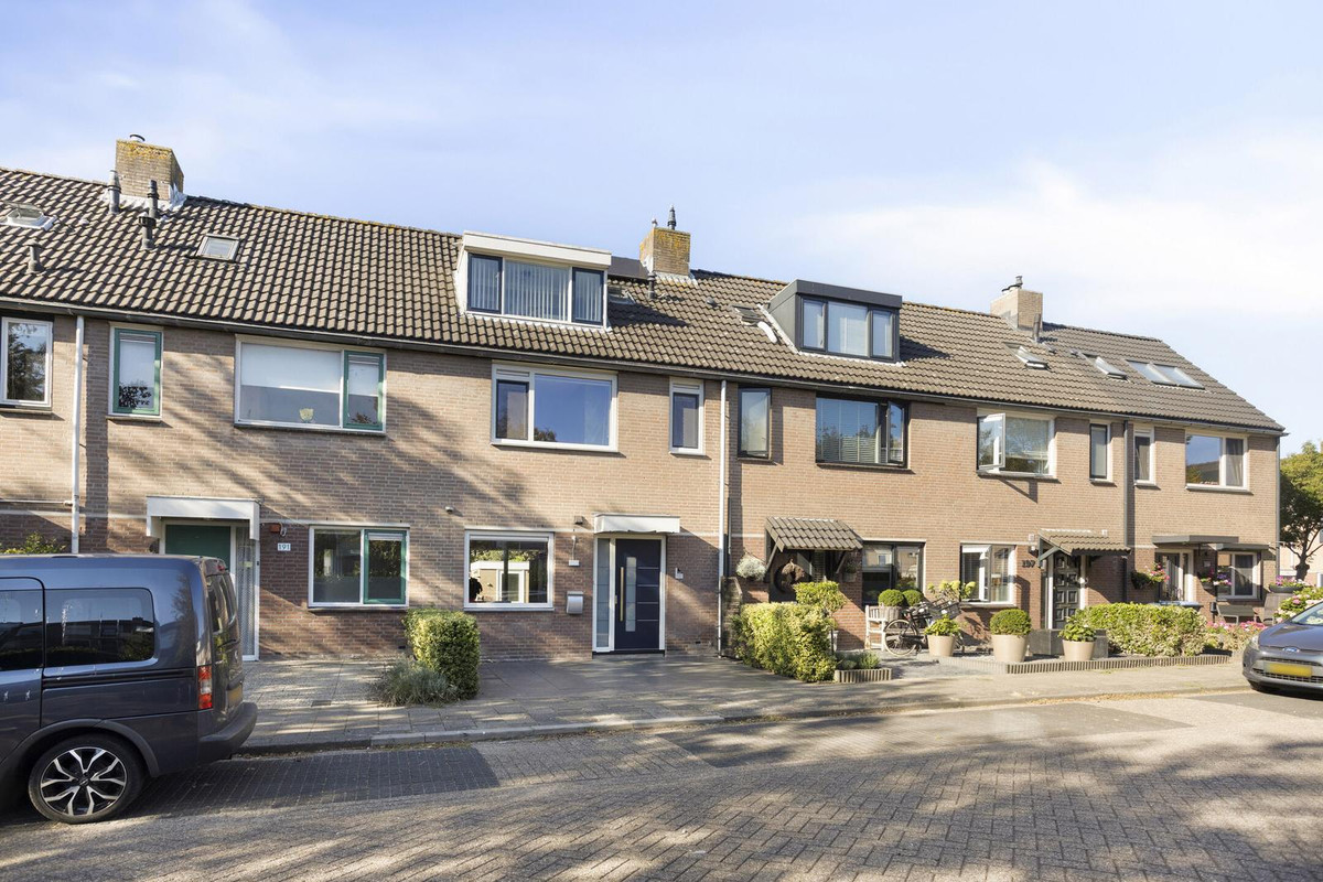 Tussenwoning te koop: Haagbeukhof 193, Papendrecht