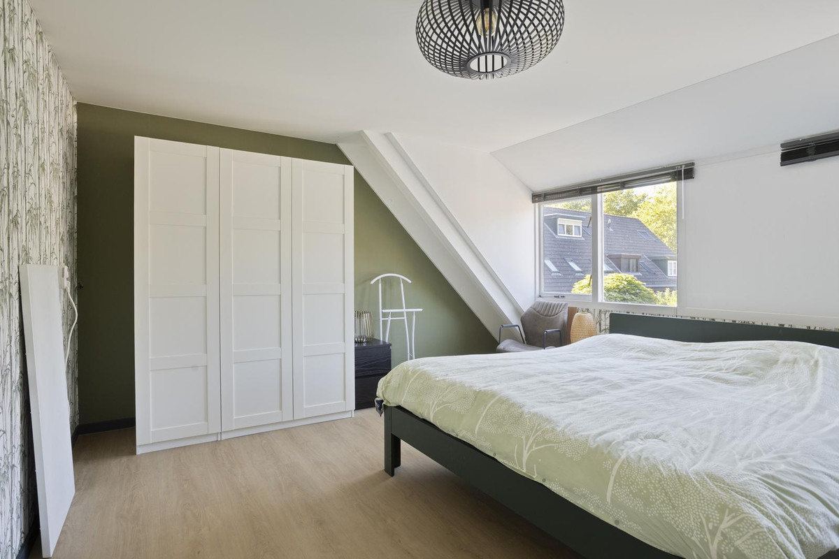 Tussenwoning te koop: Haagbeukhof 193, Papendrecht