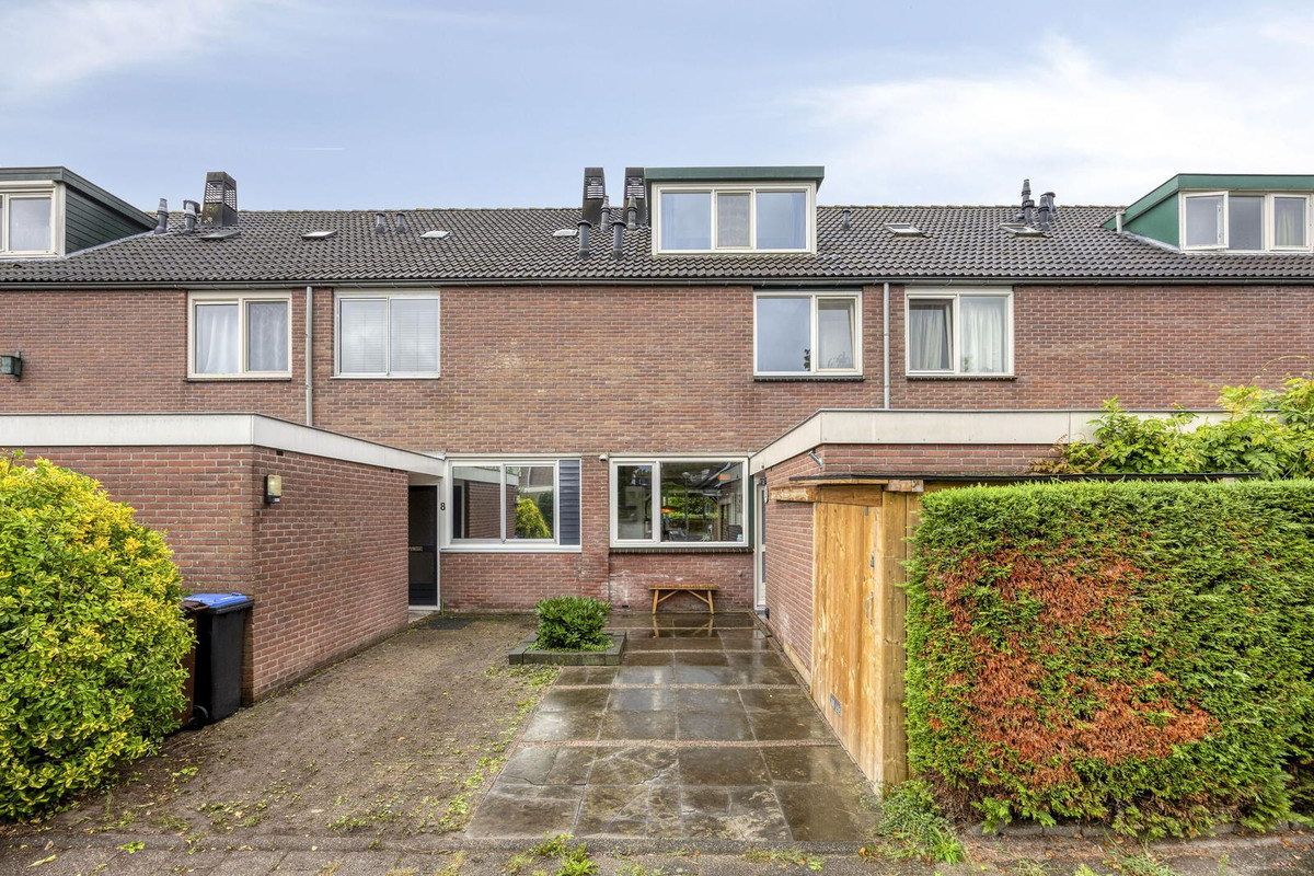 Tussenwoning te koop: De Tas 6, Koudekerk Aan Den Rijn