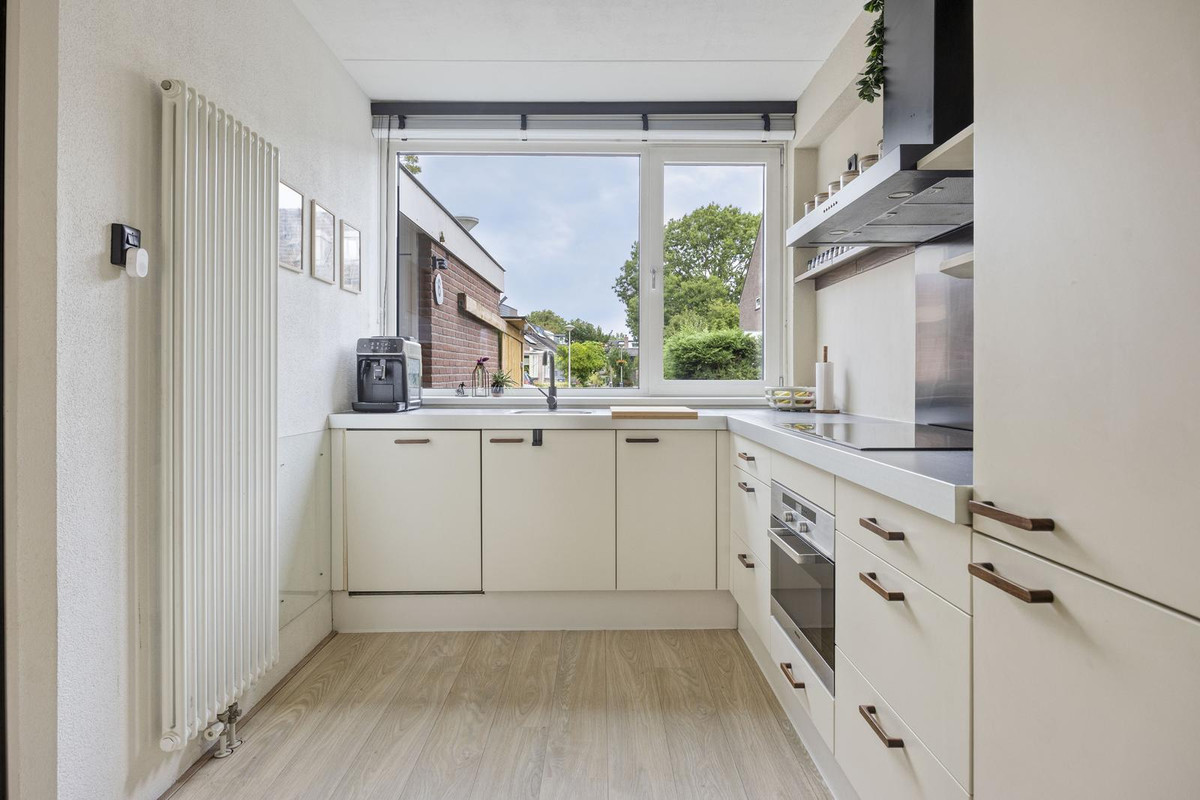 Tussenwoning te koop: De Tas 6, Koudekerk Aan Den Rijn