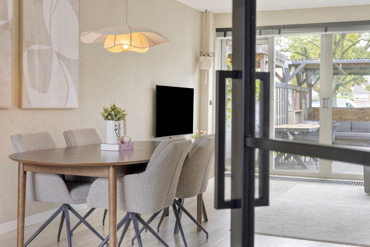 Tussenwoning te koop: De Tas 6, Koudekerk Aan Den Rijn