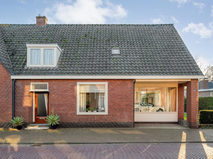 Grotestraat 11