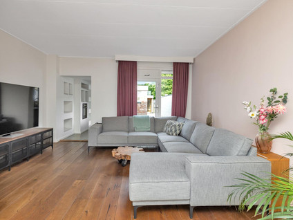 Hoofdstraat 25