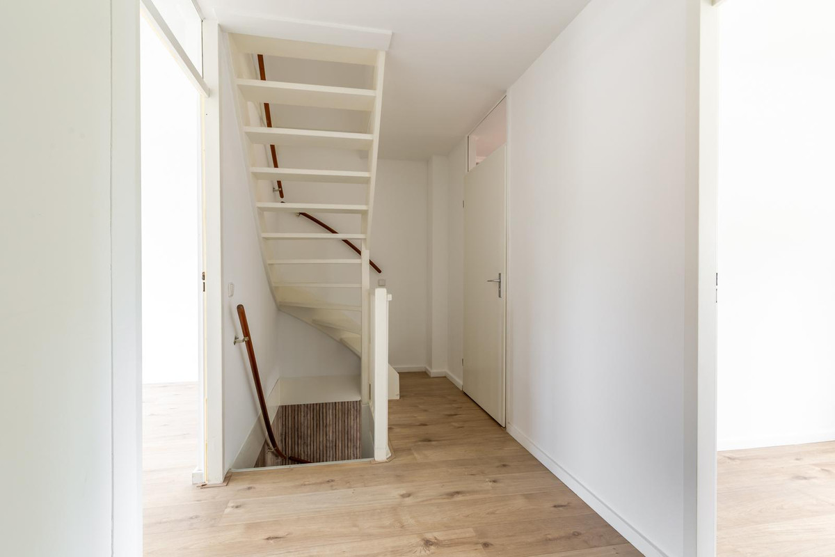 Hoekwoning te koop: B. Merkelbachstraat 1, Almere
