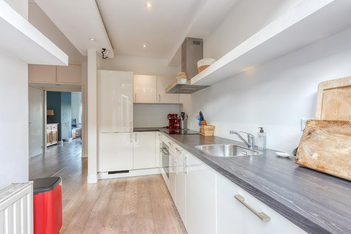 Appartement te huur: Zwolsestraat 385, 'S-Gravenhage