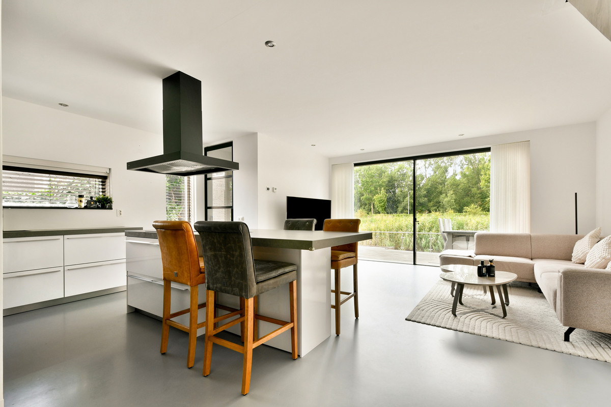 Vrijstaande woning te koop: Iyohof 5, Almere