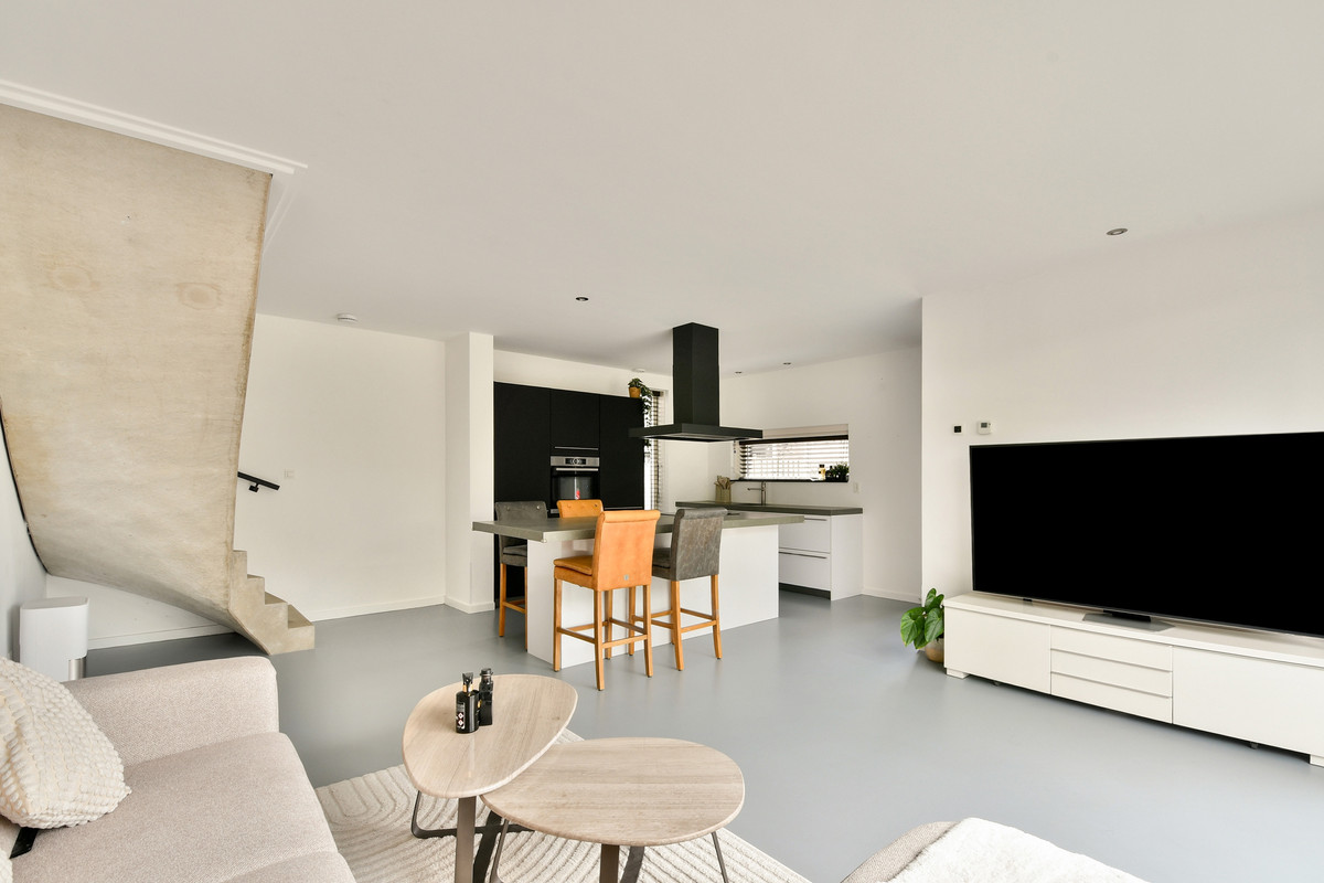 Vrijstaande woning te koop: Iyohof 5, Almere