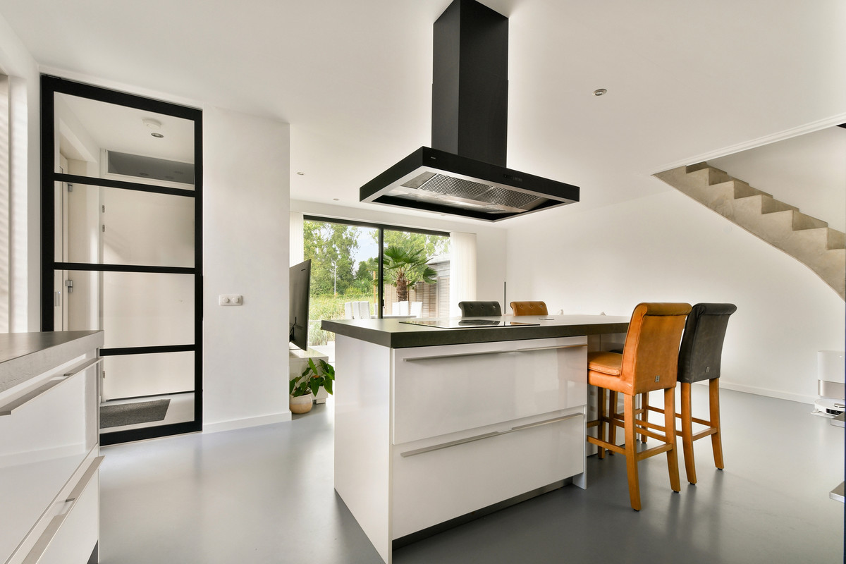 Vrijstaande woning te koop: Iyohof 5, Almere