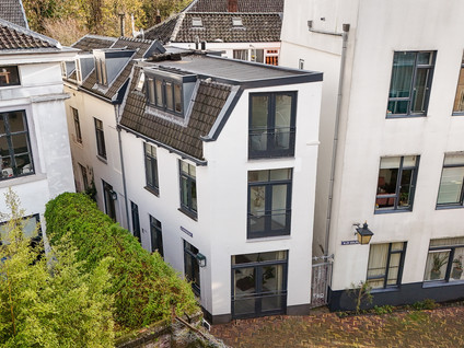 3e Achterstraat 2