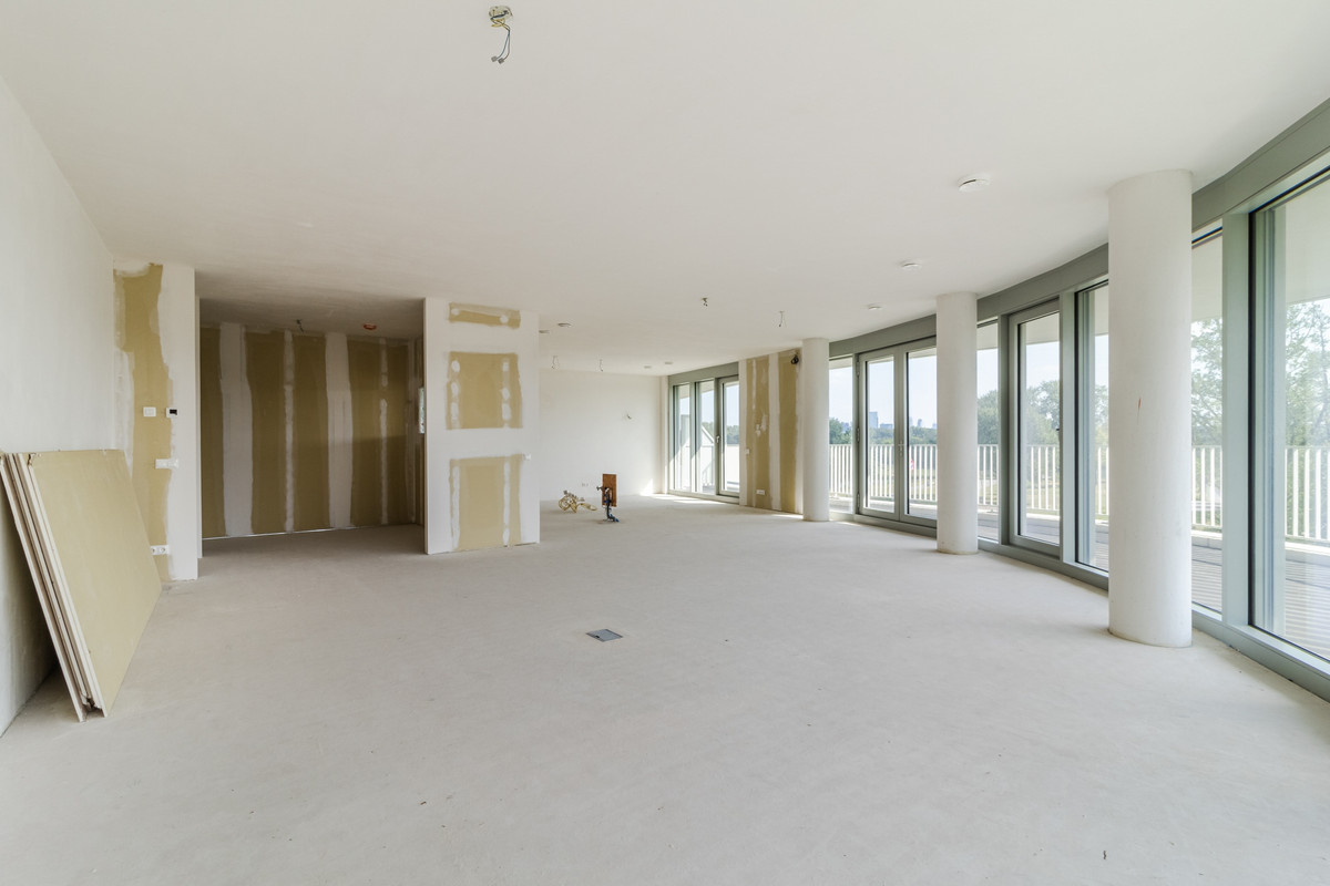 Appartement te koop: Van der Duijn van Maasdamweg 668, Rotterdam