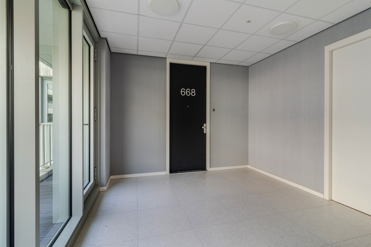 Appartement te koop: Van der Duijn van Maasdamweg 668, Rotterdam