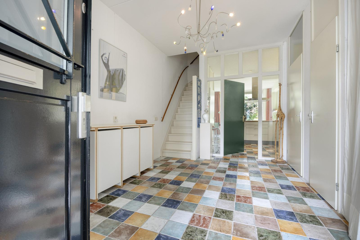 Tussenwoning te koop: Suezkade 22, 'S-Gravenhage