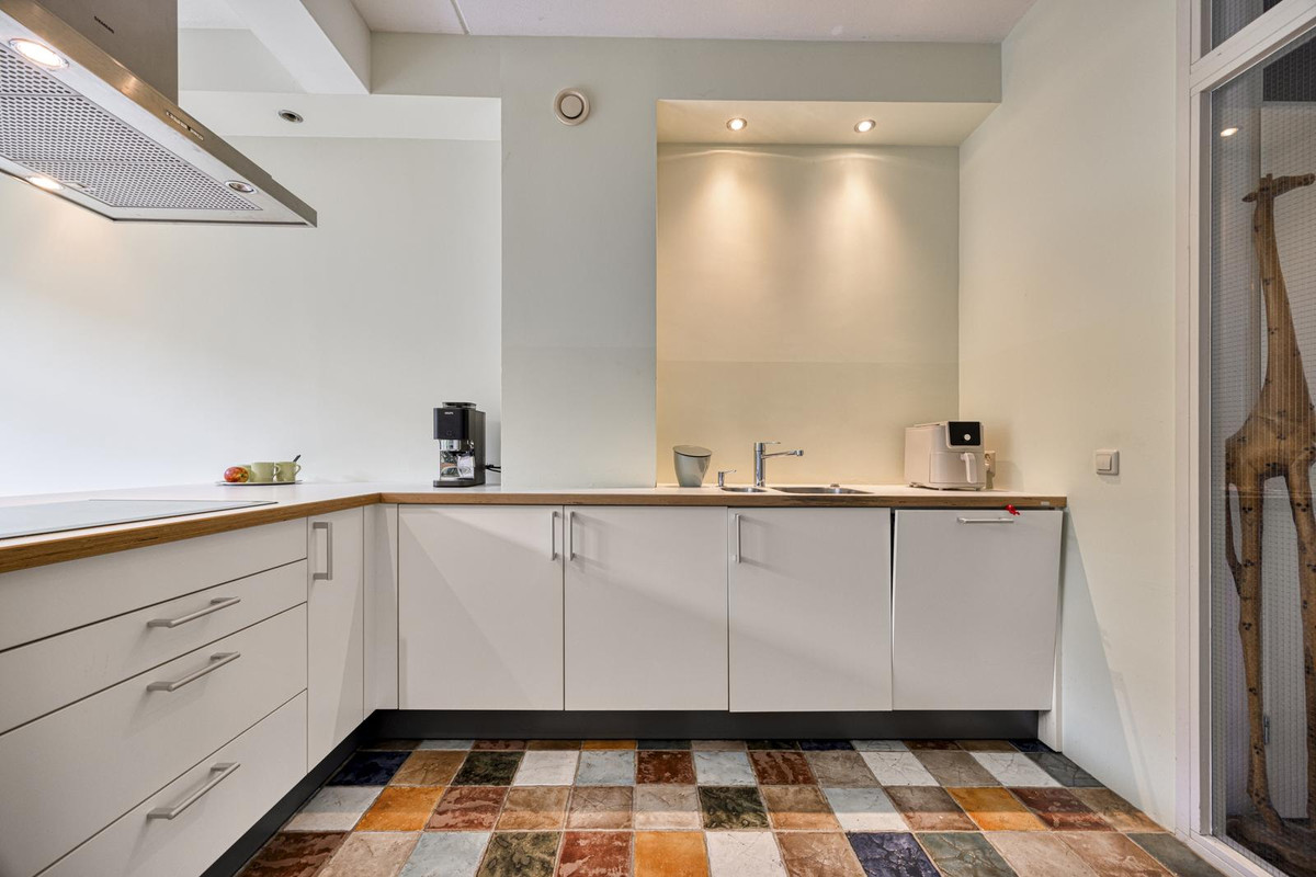 Tussenwoning te koop: Suezkade 22, 'S-Gravenhage