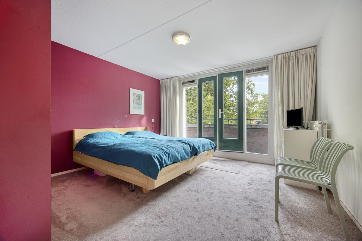 Tussenwoning te koop: Suezkade 22, 'S-Gravenhage