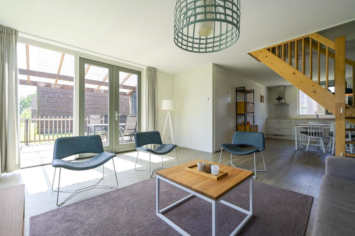 Tussenwoning te koop: Verlengde Breevaart 3-198, Reeuwijk