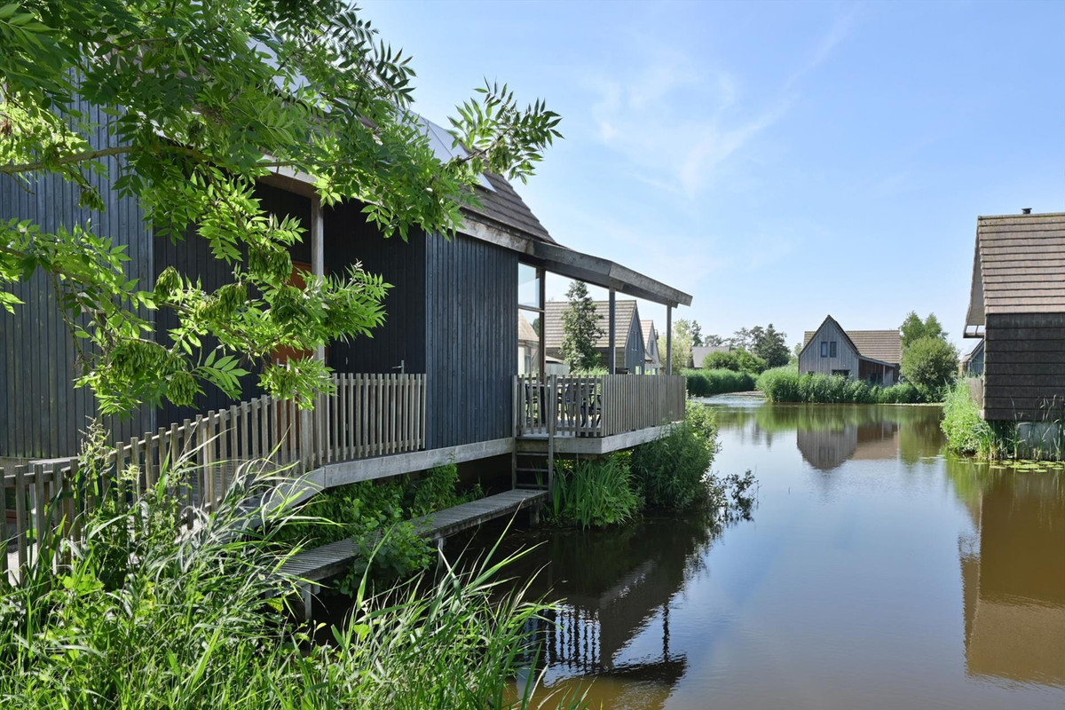 Tussenwoning te koop: Verlengde Breevaart 3-137, Reeuwijk