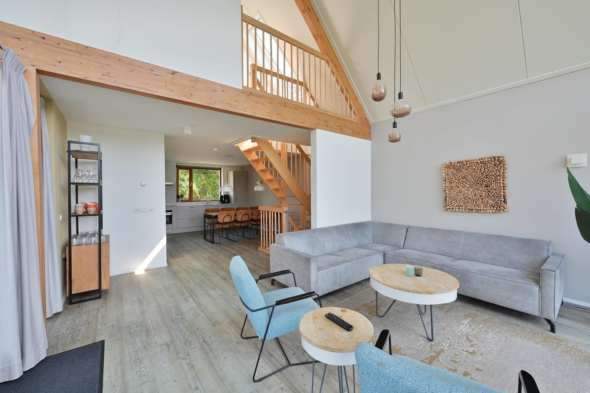 Tussenwoning te koop: Verlengde Breevaart 3-137, Reeuwijk