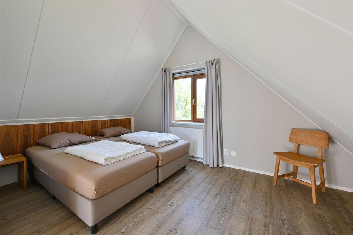 Tussenwoning te koop: Verlengde Breevaart 3-137, Reeuwijk