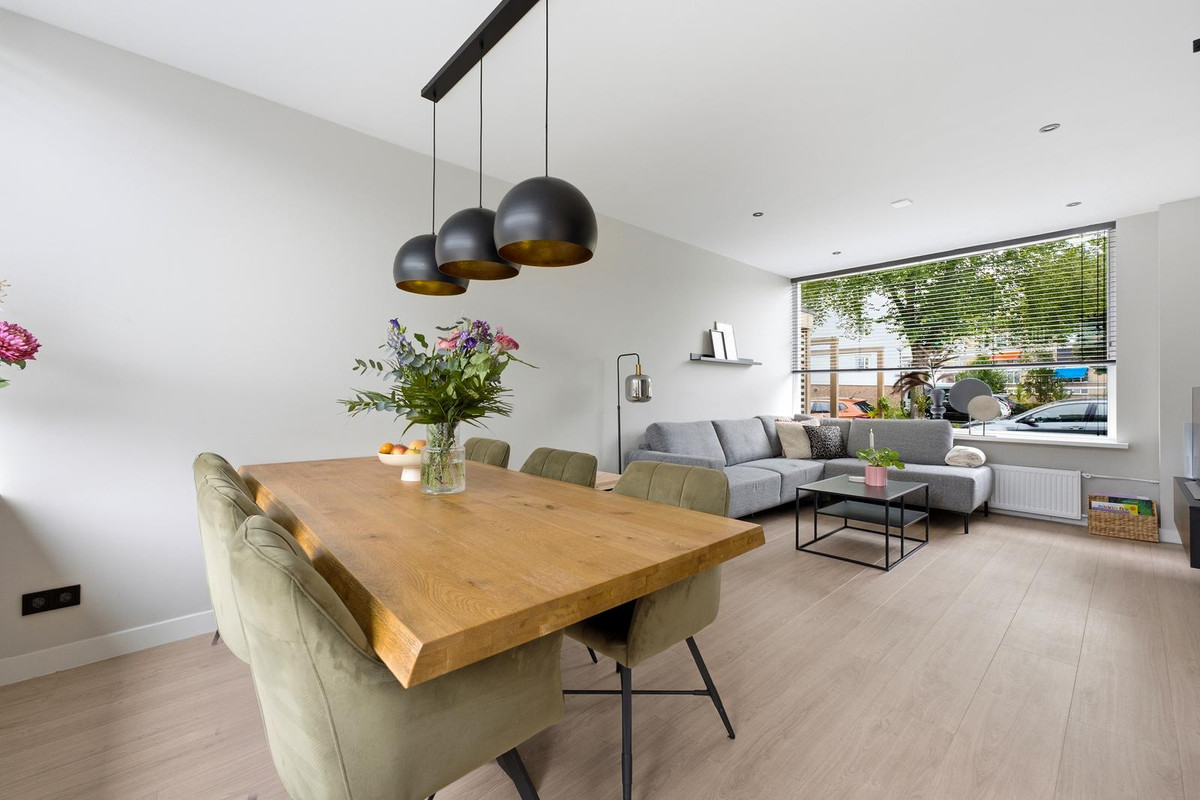 Tussenwoning te koop: Tesselschadestraat 5, Hendrik-Ido-Ambacht