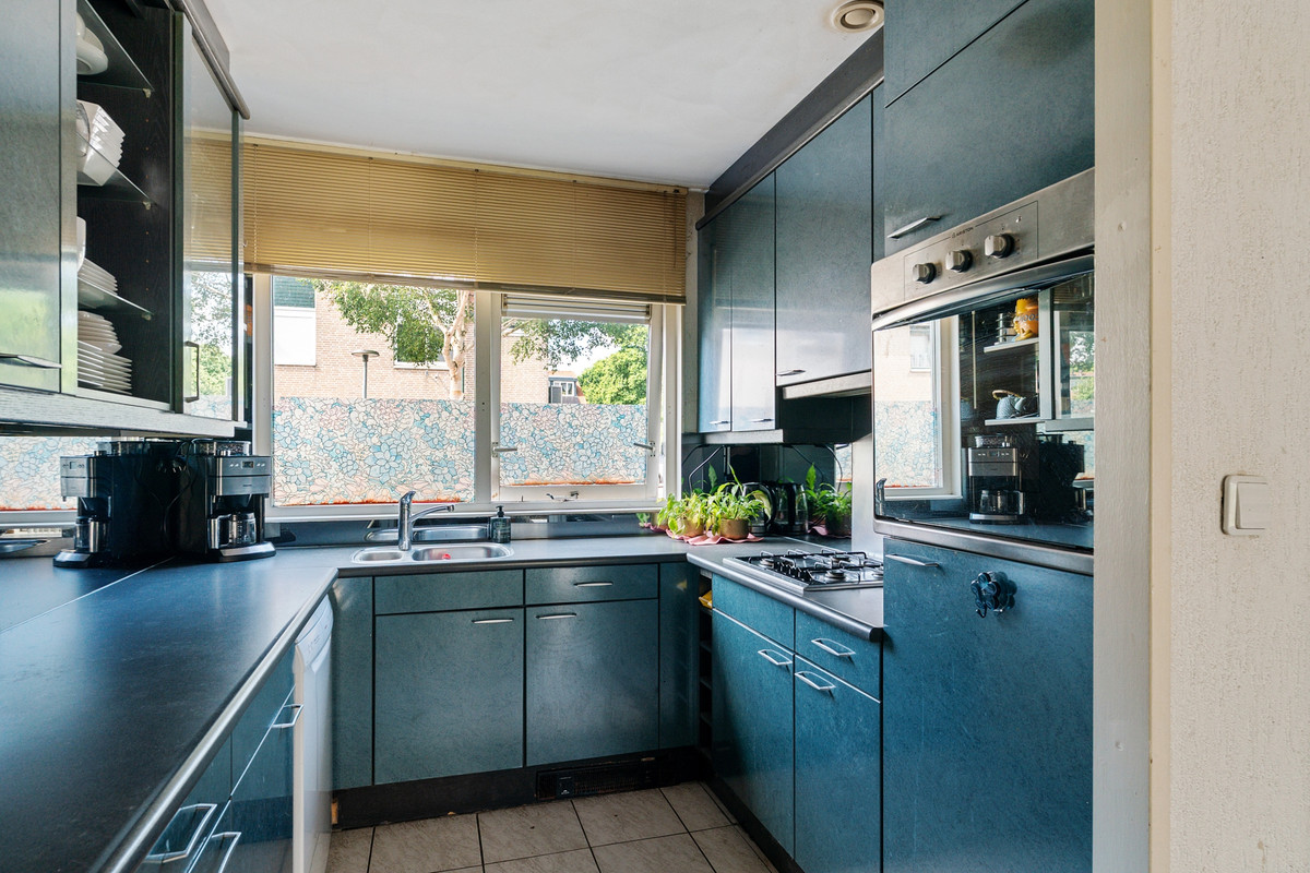 Tussenwoning te koop: Strijkmolenstraat 24, Almere