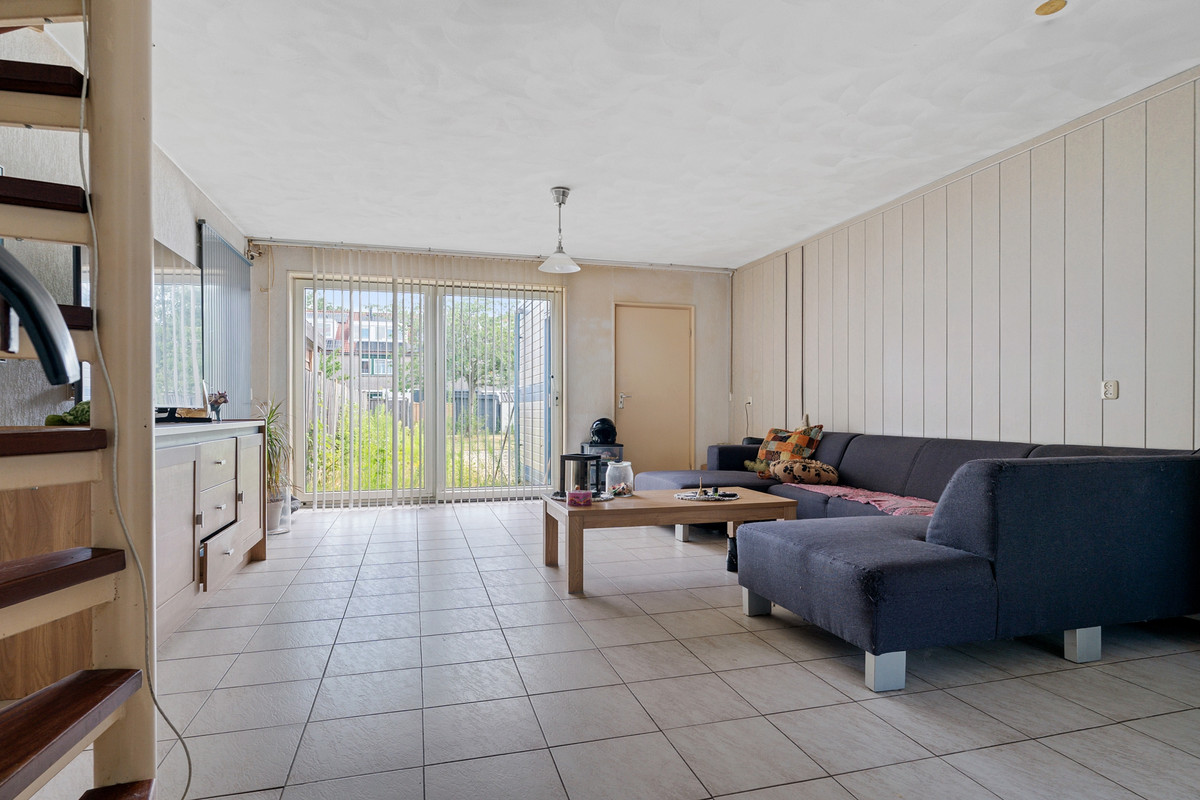 Tussenwoning te koop: Strijkmolenstraat 24, Almere