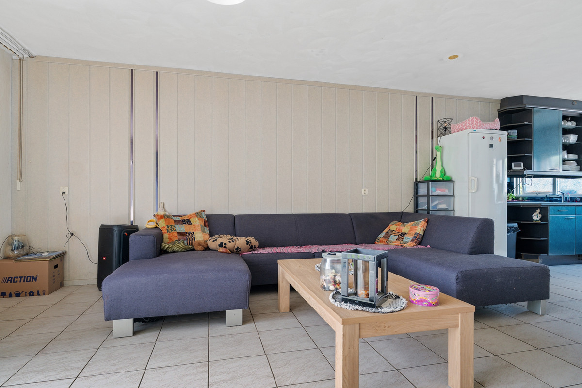Tussenwoning te koop: Strijkmolenstraat 24, Almere