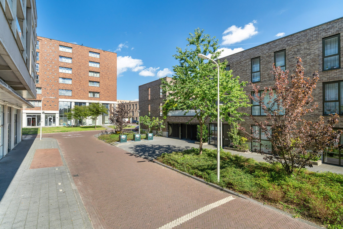 Hoekwoning te koop: Van Geenstraat 21, 'S-Gravenhage