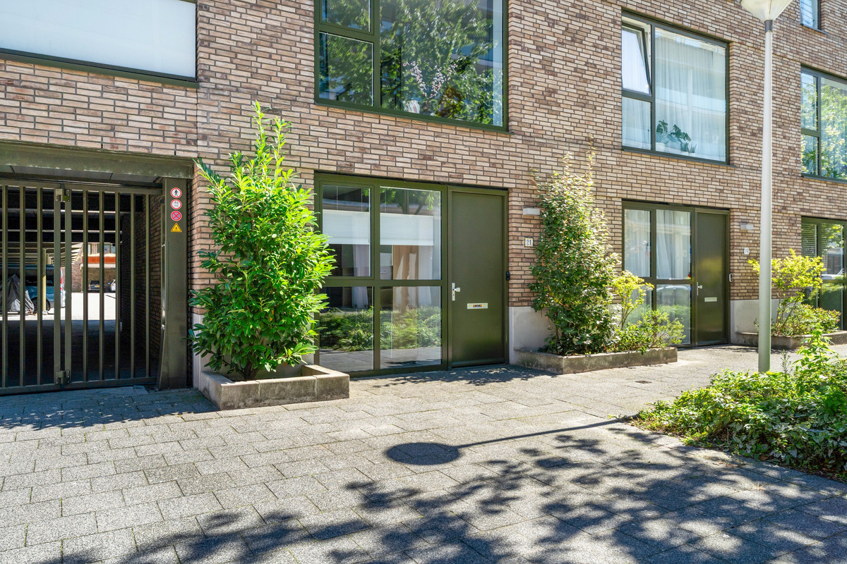Hoekwoning te koop: Van Geenstraat 21, 'S-Gravenhage