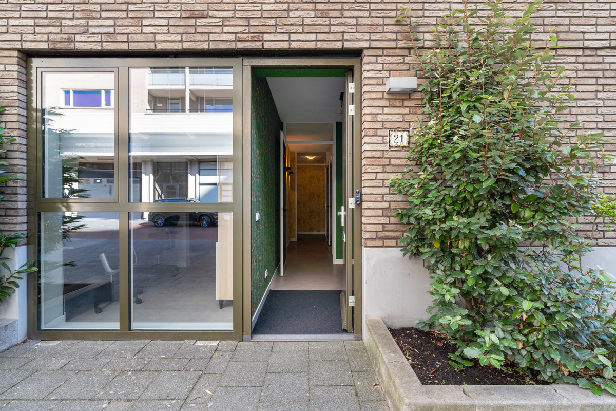 Hoekwoning te koop: Van Geenstraat 21, 'S-Gravenhage