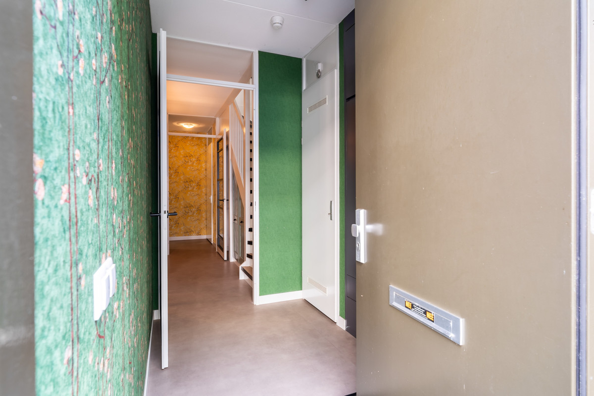 Hoekwoning te koop: Van Geenstraat 21, 'S-Gravenhage