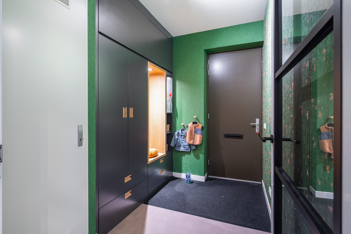 Hoekwoning te koop: Van Geenstraat 21, 'S-Gravenhage