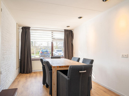 Oosterstraat 77