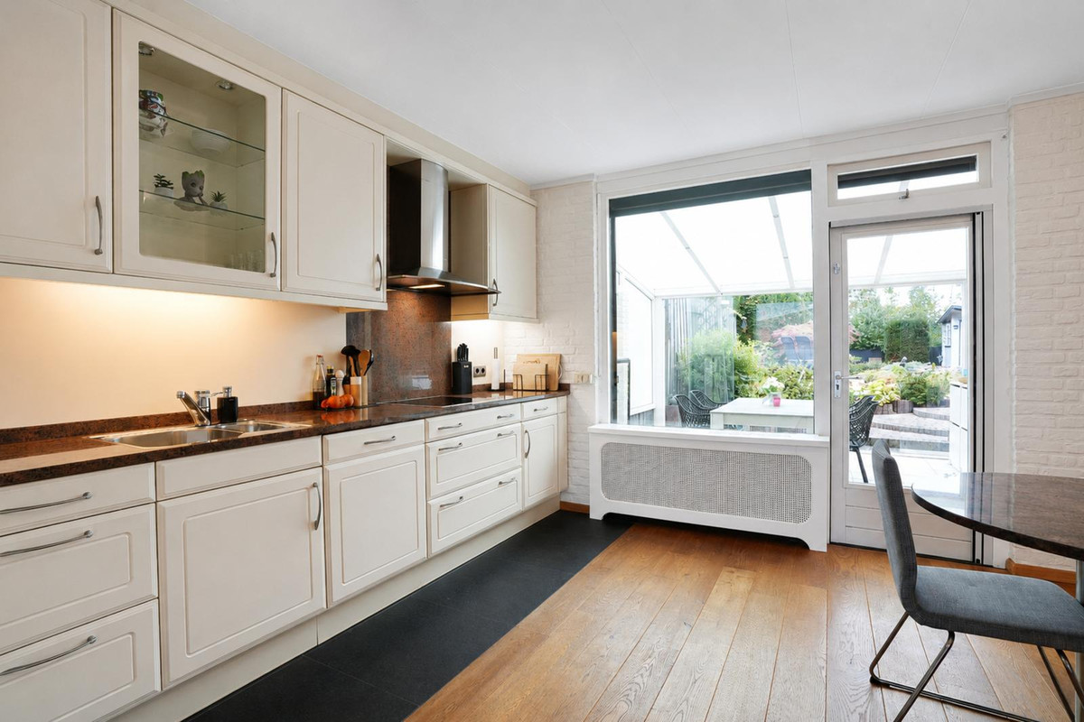 Tussenwoning te koop: Rhodestraat 3, Wijnandsrade