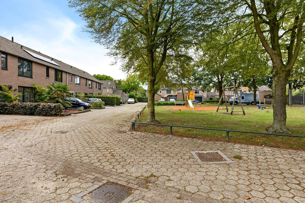 Hoekwoning te koop: Klaverlaar 20, Veghel