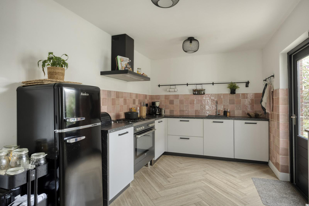 Tussenwoning te koop: Weefmeesterstraat 9, Tilburg
