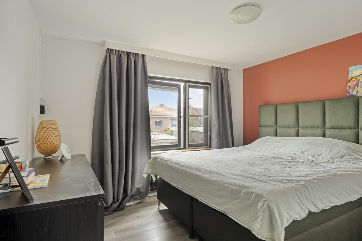 Tussenwoning te koop: Weefmeesterstraat 9, Tilburg