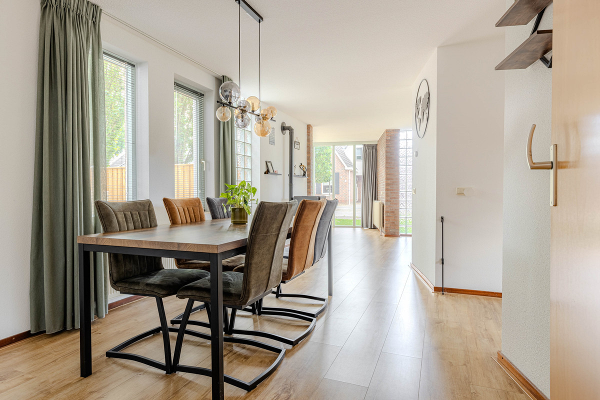 Vrijstaande woning te koop: Julianastraat 14, Stadskanaal