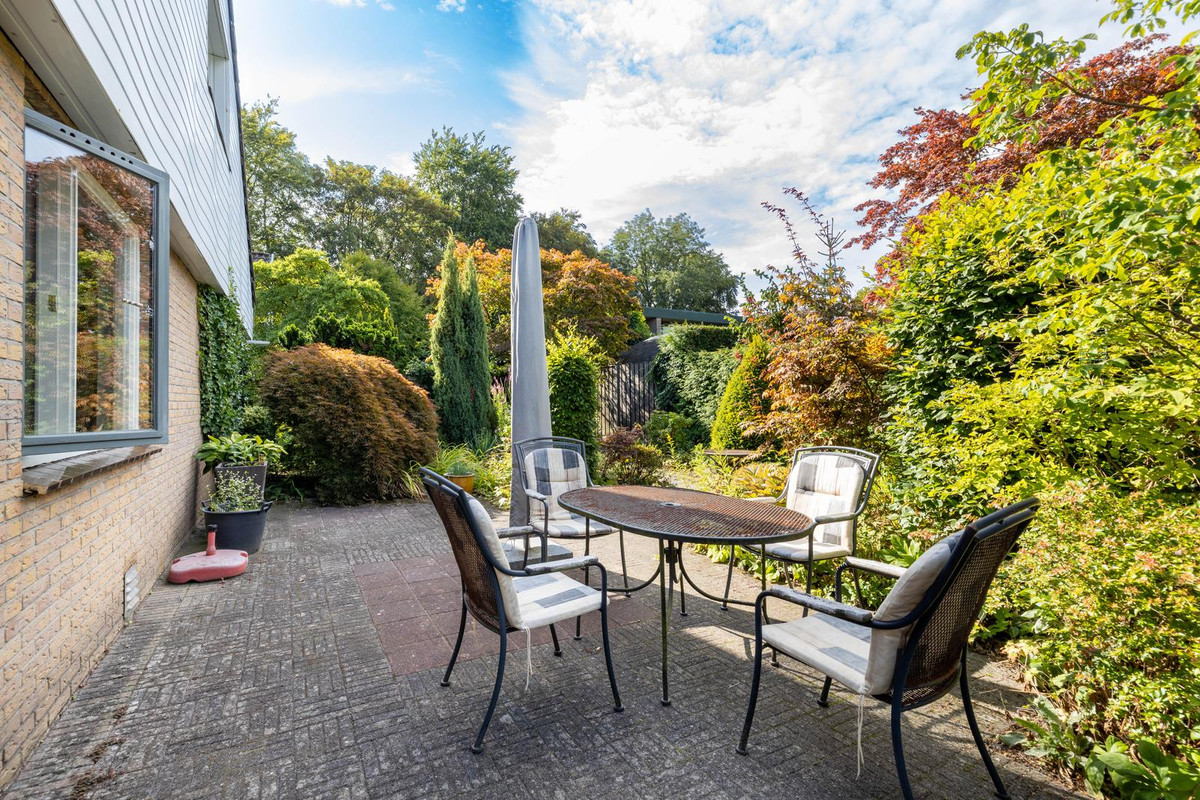 Vrijstaande woning te koop: Ooievaarshof 9, Borne