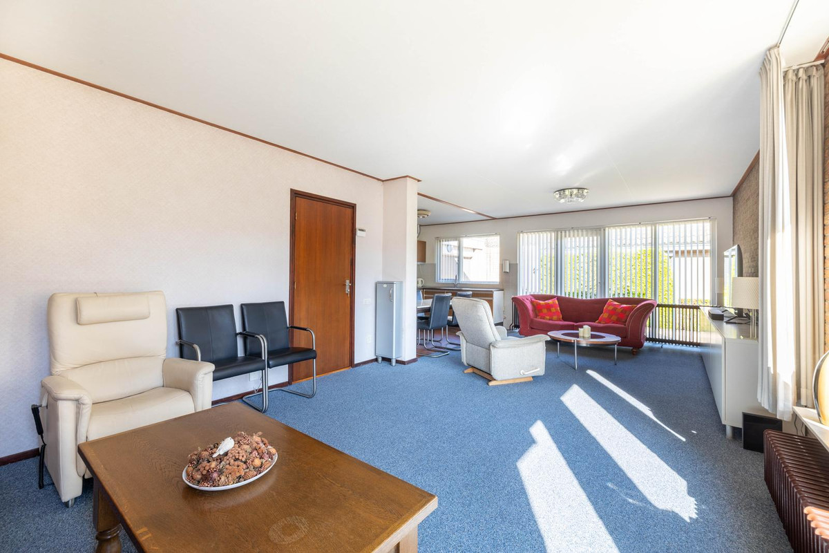 Vrijstaande woning te koop: Ooievaarshof 9, Borne