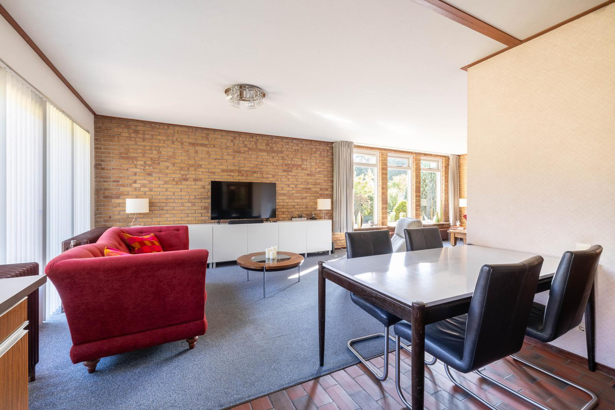 Vrijstaande woning te koop: Ooievaarshof 9, Borne