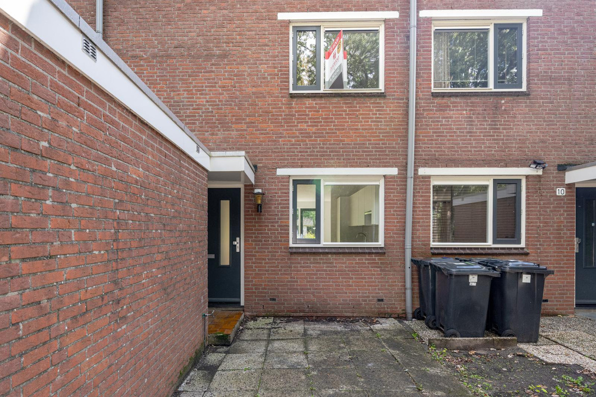 Tussenwoning te koop: Kruisherenstraat 8, Rotterdam