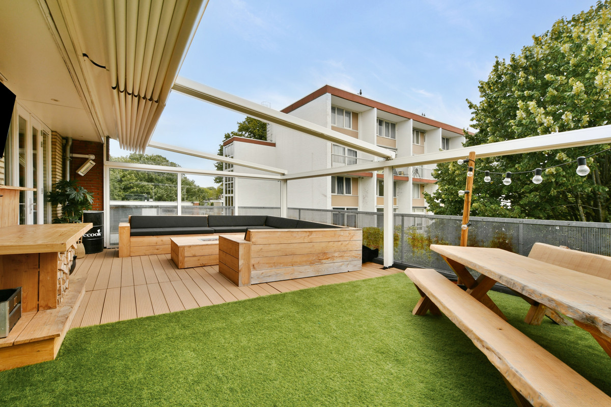 Appartement te koop: Zilverschoonplein 21A, Zaandam