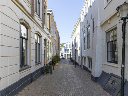 Korte Noodgodsstraat 9