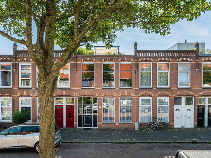 Hooftstraat 56