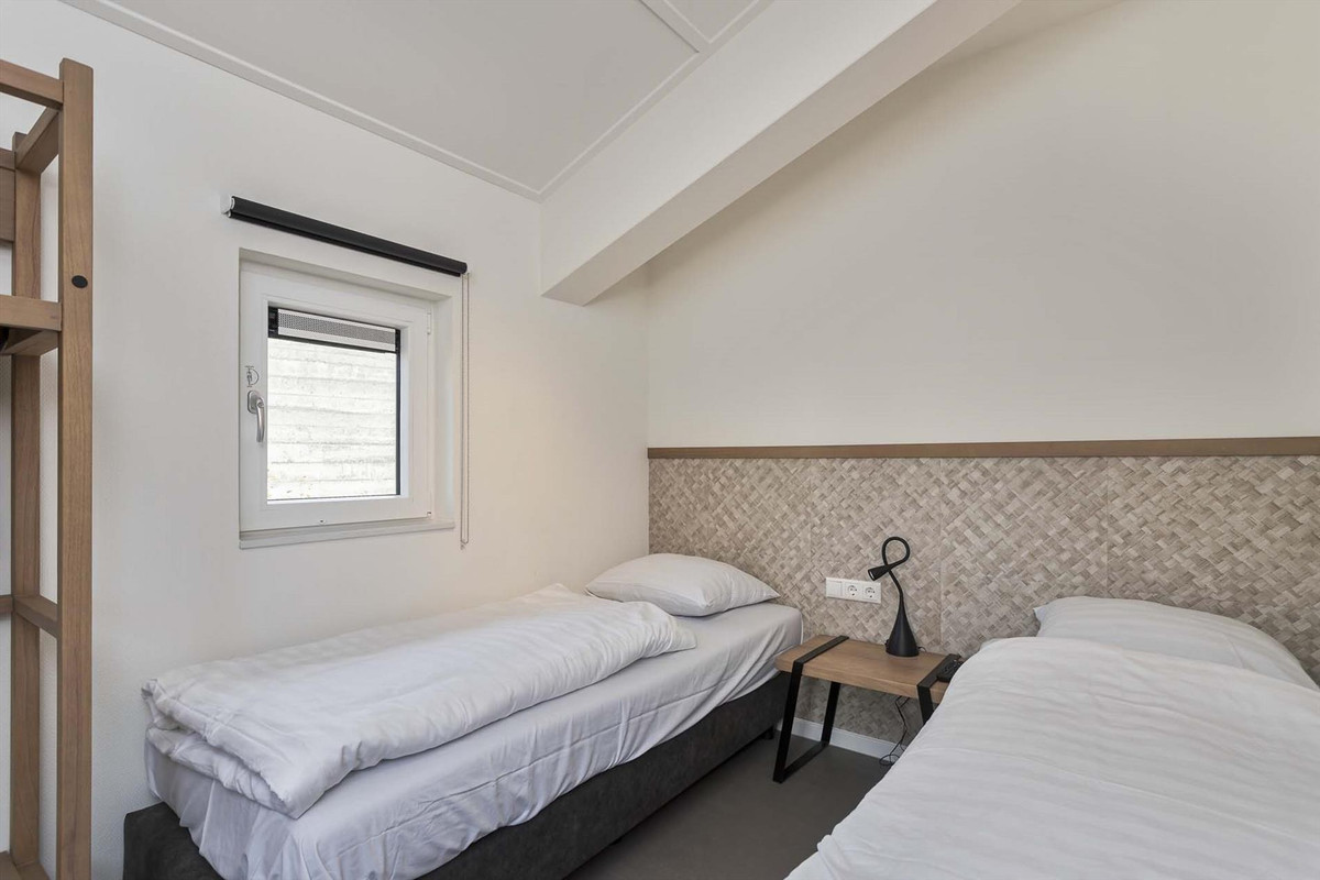 Vrijstaande woning te koop: Nieuwesluisweg 1-705, Breskens