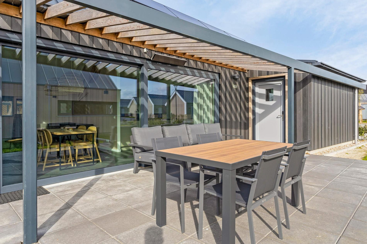 Vrijstaande woning te koop: Nieuwesluisweg 1-415A, Breskens